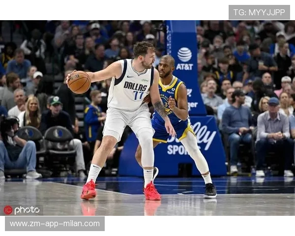 东契奇单打连续得手，独行侠稳住对抗